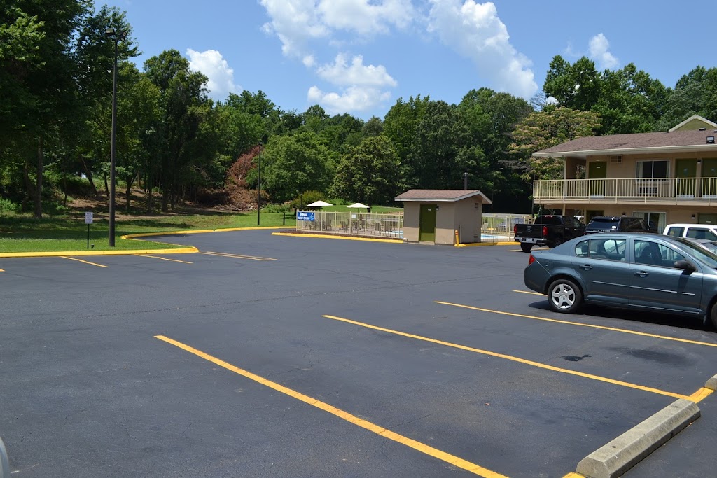 Budget Inn High Point | 200 Ardale Dr, High Point, NC 27260, USA | Phone: (336) 841-7717