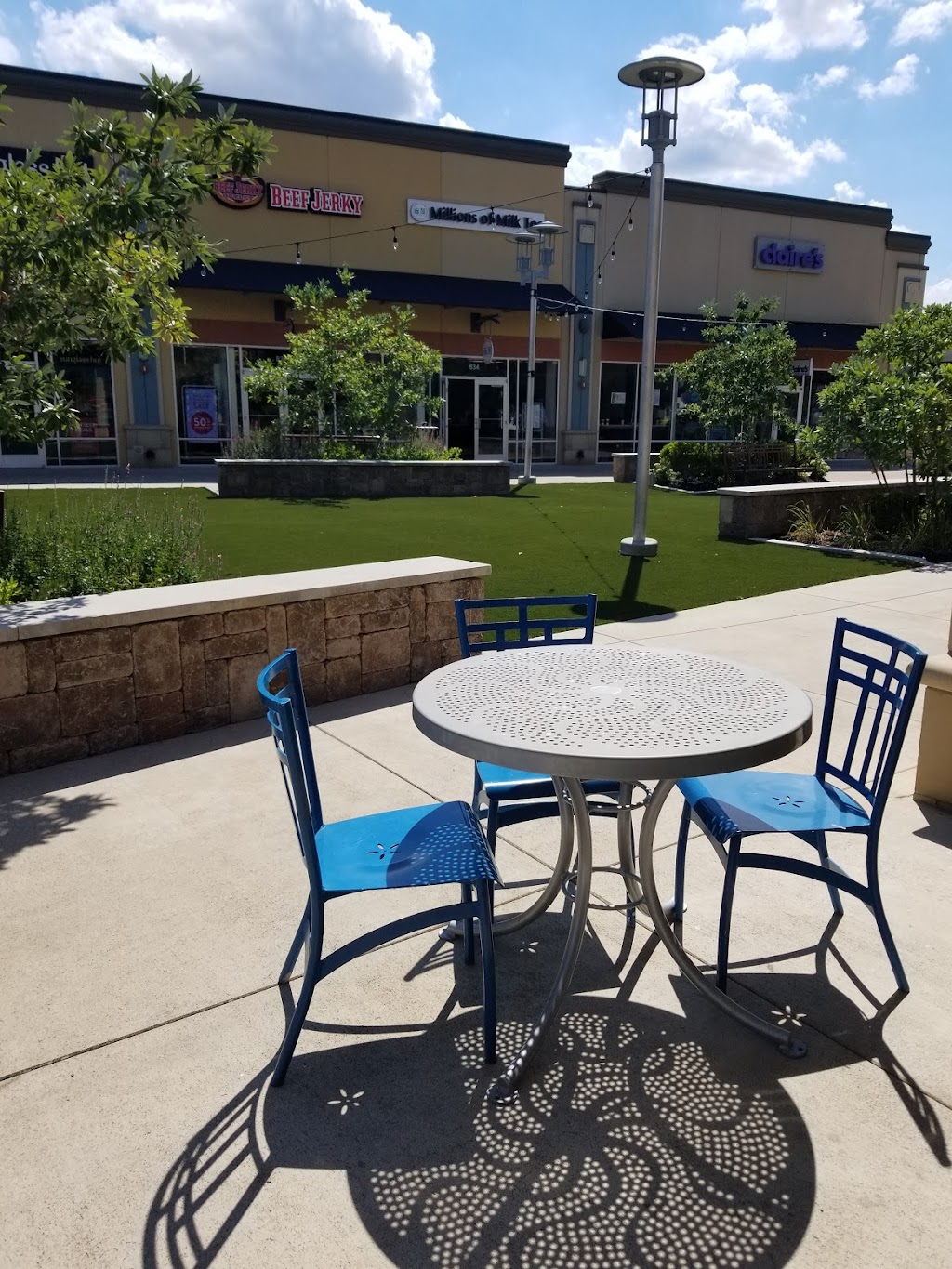 Millions of Milk Tea | 834 Premium Outlets Dr, Monroe, OH 45050, USA | Phone: (513) 393-3359