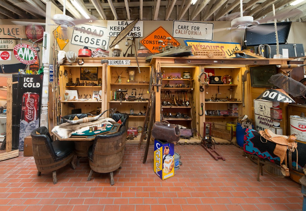 Chiefs Roadside Antiques | 13125 Whittier Blvd, Whittier, CA 90602, USA | Phone: (562) 325-1099