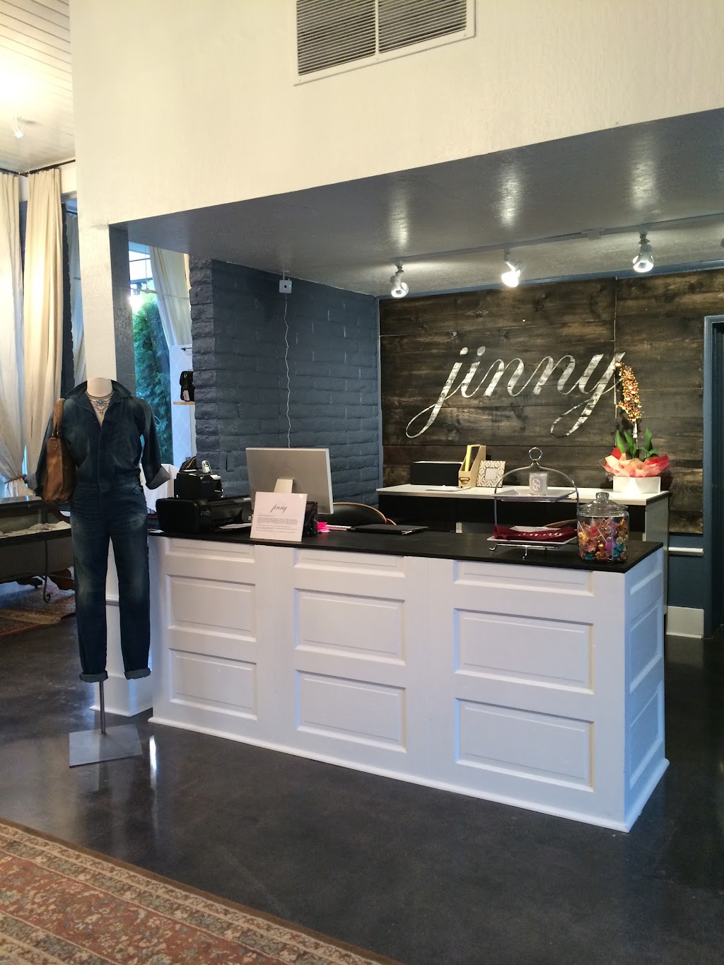 jinny | 1575 Botelho Dr, Walnut Creek, CA 94596, USA | Phone: (925) 476-5857