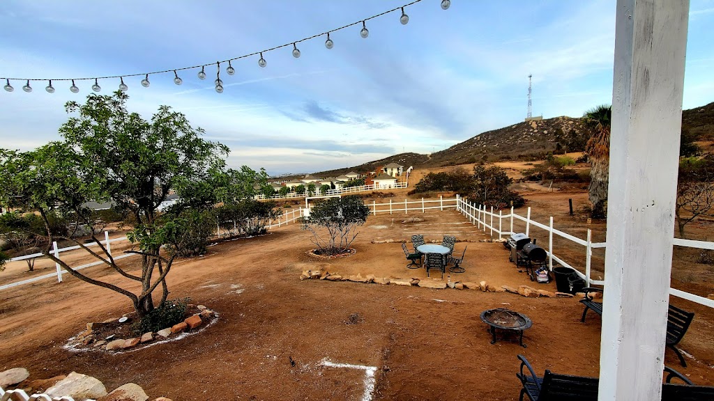 Villa Durazo Ruta del Vino | Valle de Guadalupe, La Ruta del Vino, 22760 Ensenada, B.C., Mexico | Phone: 646 163 1212