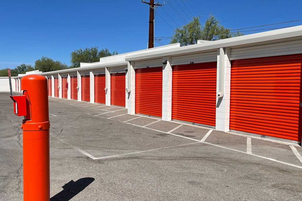 Public Storage | 11274 N Oracle Rd, Tucson, AZ 85737, USA | Phone: (520) 505-5278