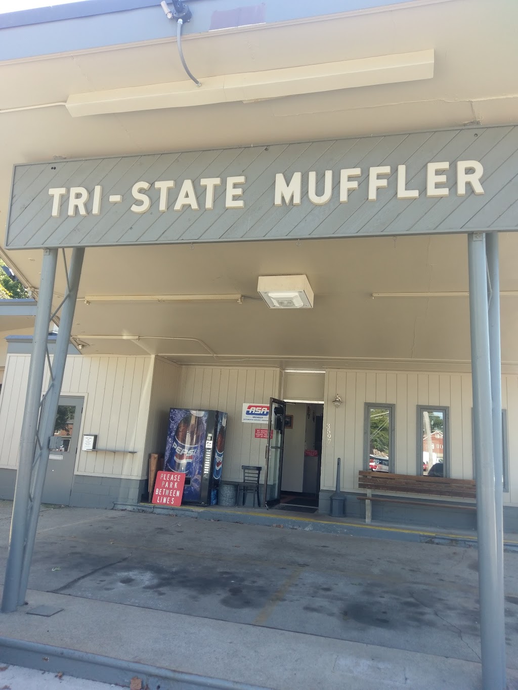 Tri-State Muffler & Brakes Inc | 3597 Galbraith Rd, Cincinnati, OH 45239, USA | Phone: (513) 385-8181