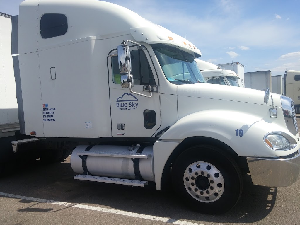 Blue Sky Freight Carrier LLC | 3165 Dodd Rd, Eagan, MN 55121, USA | Phone: (651) 800-4970