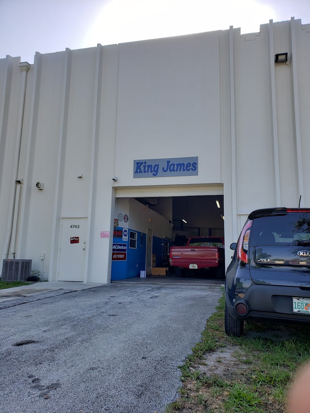 King James Custom Performance | 5410 West SR84 Bay #3, Davie, FL 33314, USA | Phone: (954) 321-1390