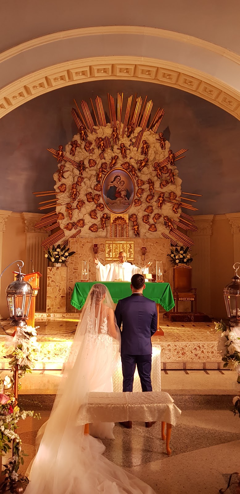 Parroquia Nuestra Señora del Refugio | Francisco Márquez 7611, Hidalgo, 22130 Tijuana, B.C., Mexico | Phone: 664 685 5288