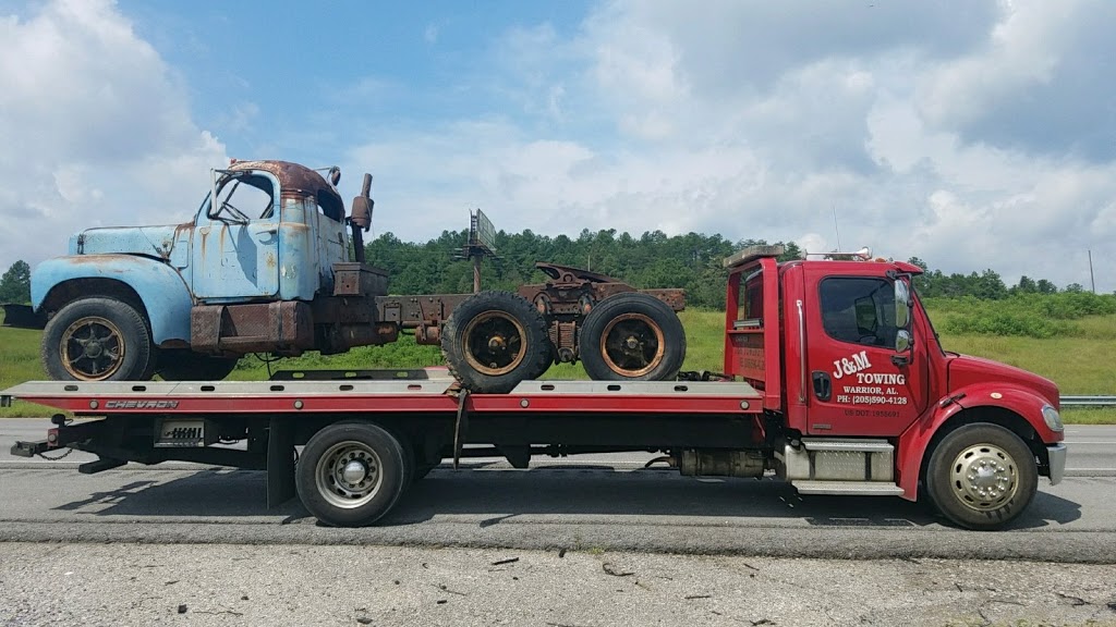 J & M Towing Recovery | 1007 Main St N, Warrior, AL 35180, USA | Phone: (205) 590-4128