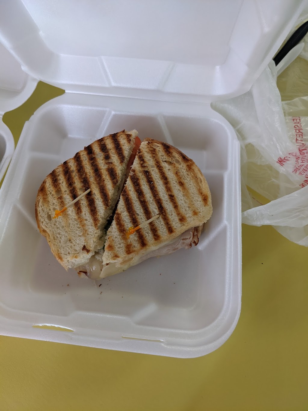 Be Happy Café & Juice Bar | 23639 Sunnymead Boulevard STE H, Moreno Valley, CA 92553, USA | Phone: (951) 243-7370