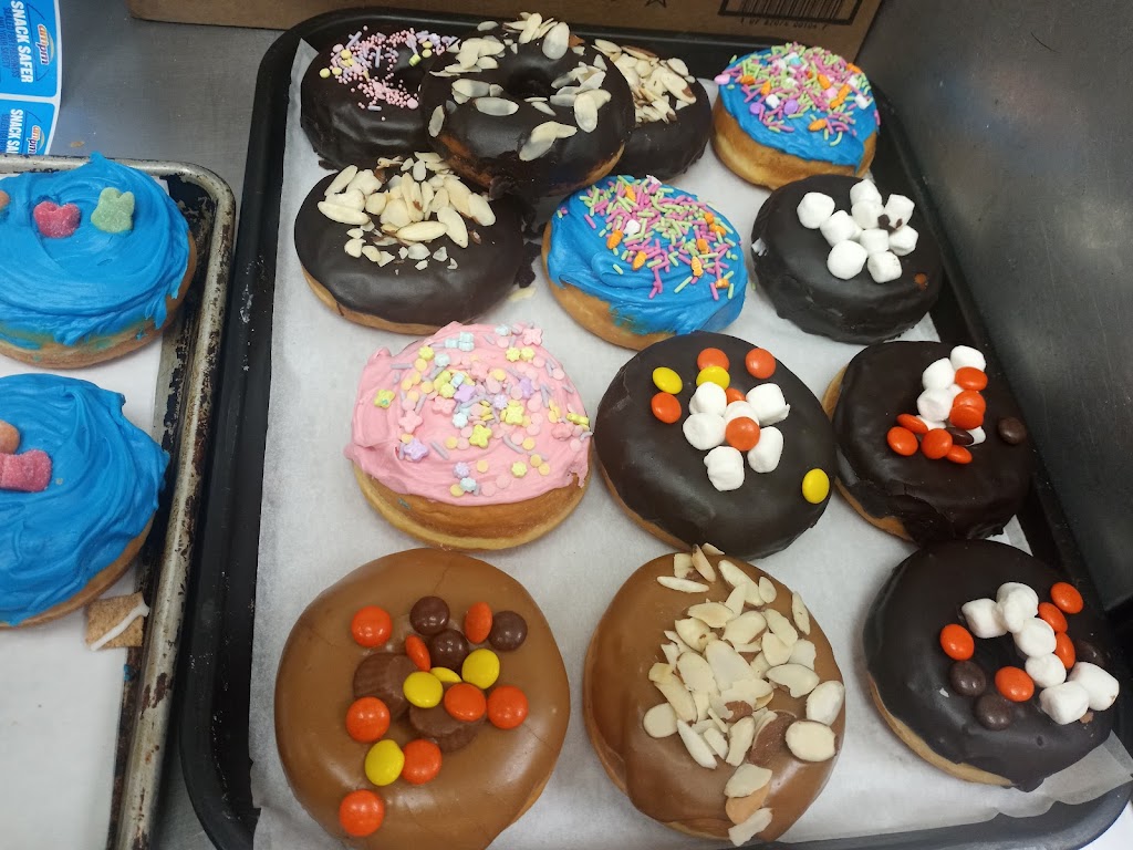 ampm | 8505 Pioneer Blvd, Whittier, CA 90606, USA | Phone: (562) 463-9197