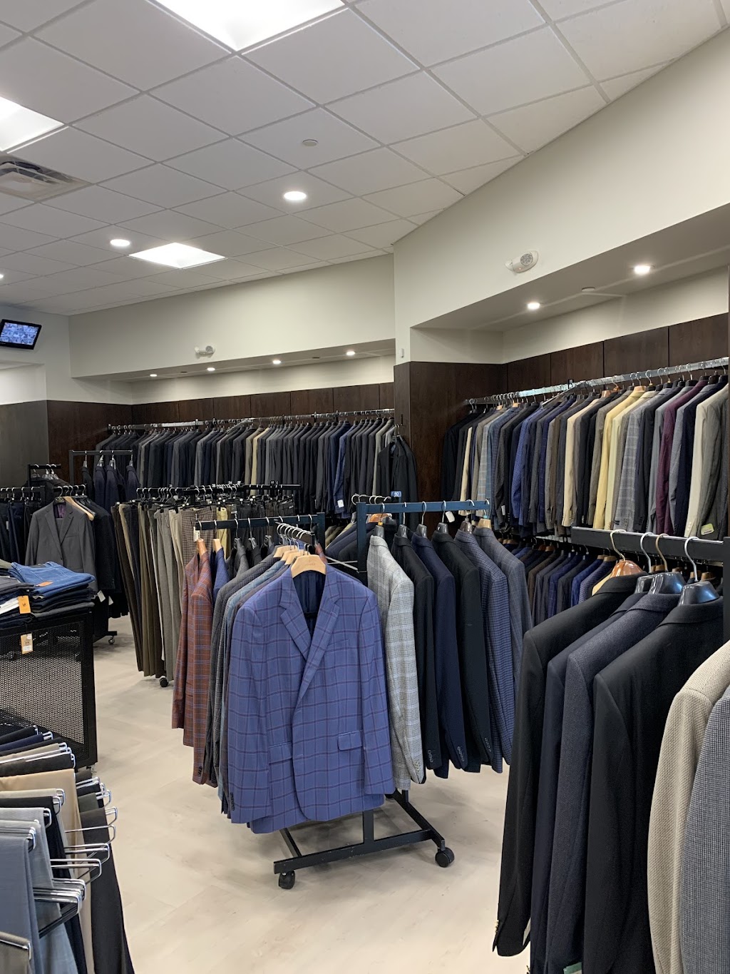 Boumadi Mens Clothier & Tailoring | 2736 Medina Rd #112, Medina, OH 44256, USA | Phone: (330) 722-9000