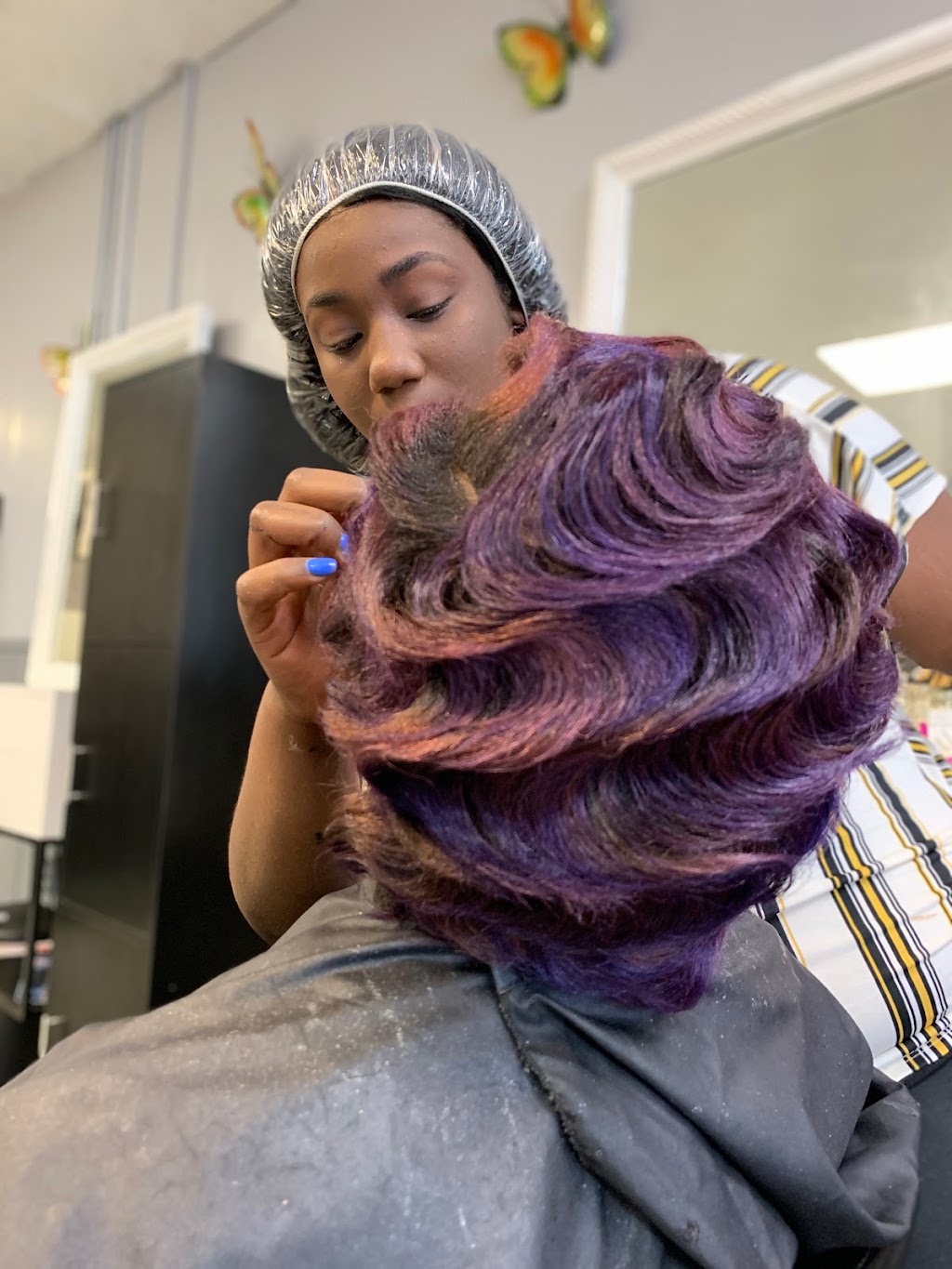 Trans4mations Hair Salon & Boutique | located in Salon Plaza, 6524 Reisterstown Rd, Baltimore, MD 21215, USA | Phone: (443) 452-0543