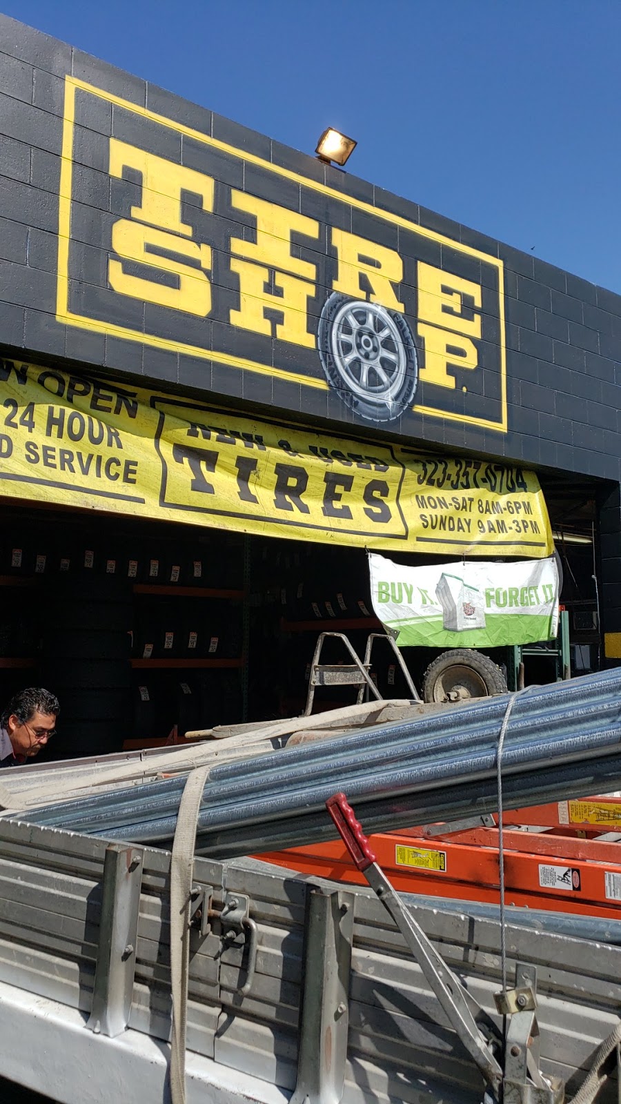 Tire Shop | 10519 Atlantic Ave, South Gate, CA 90280, USA | Phone: (323) 357-0704