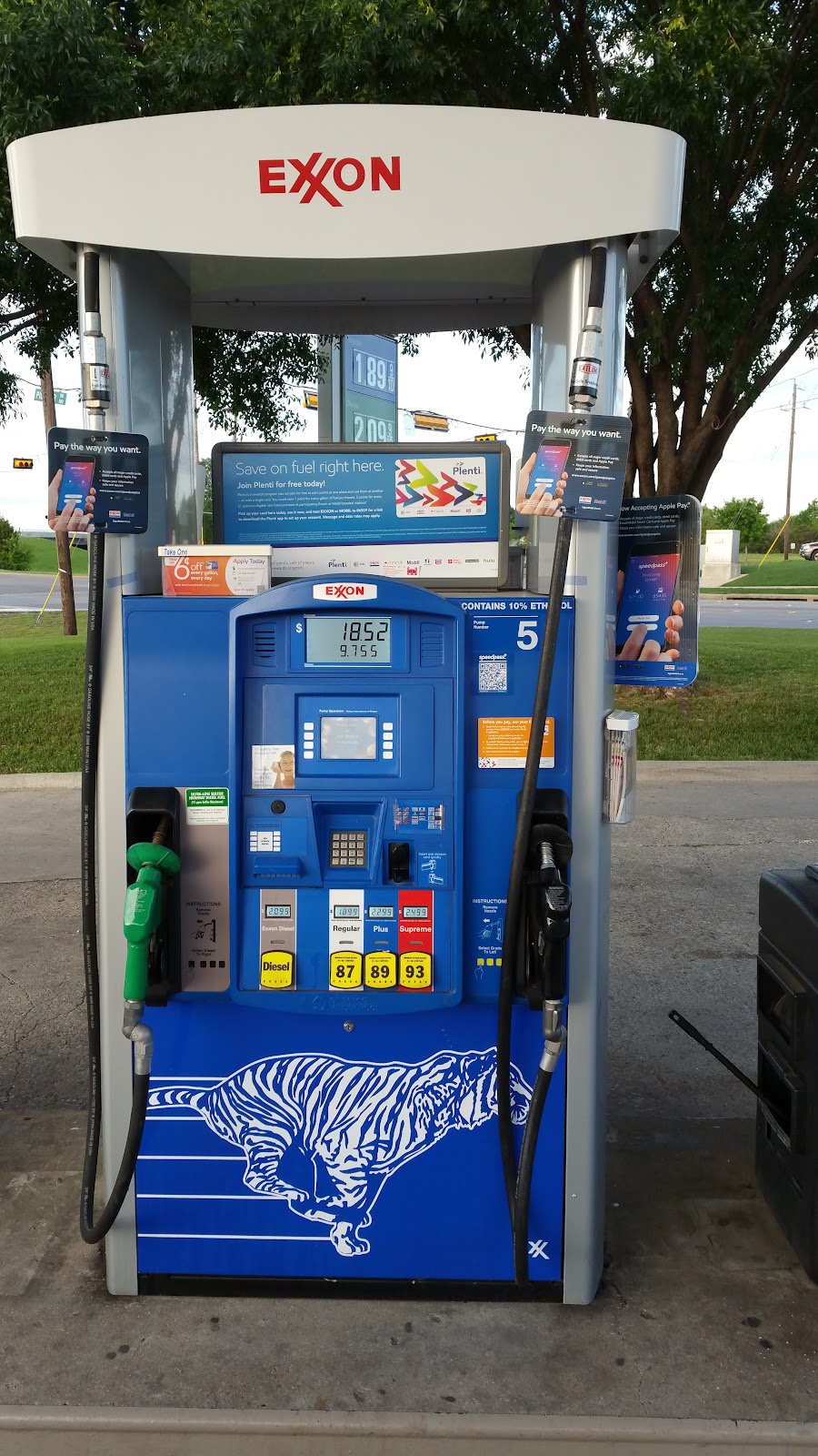 Exxon | 1220 E Davis St, Mesquite, TX 75149, USA | Phone: (972) 288-0464