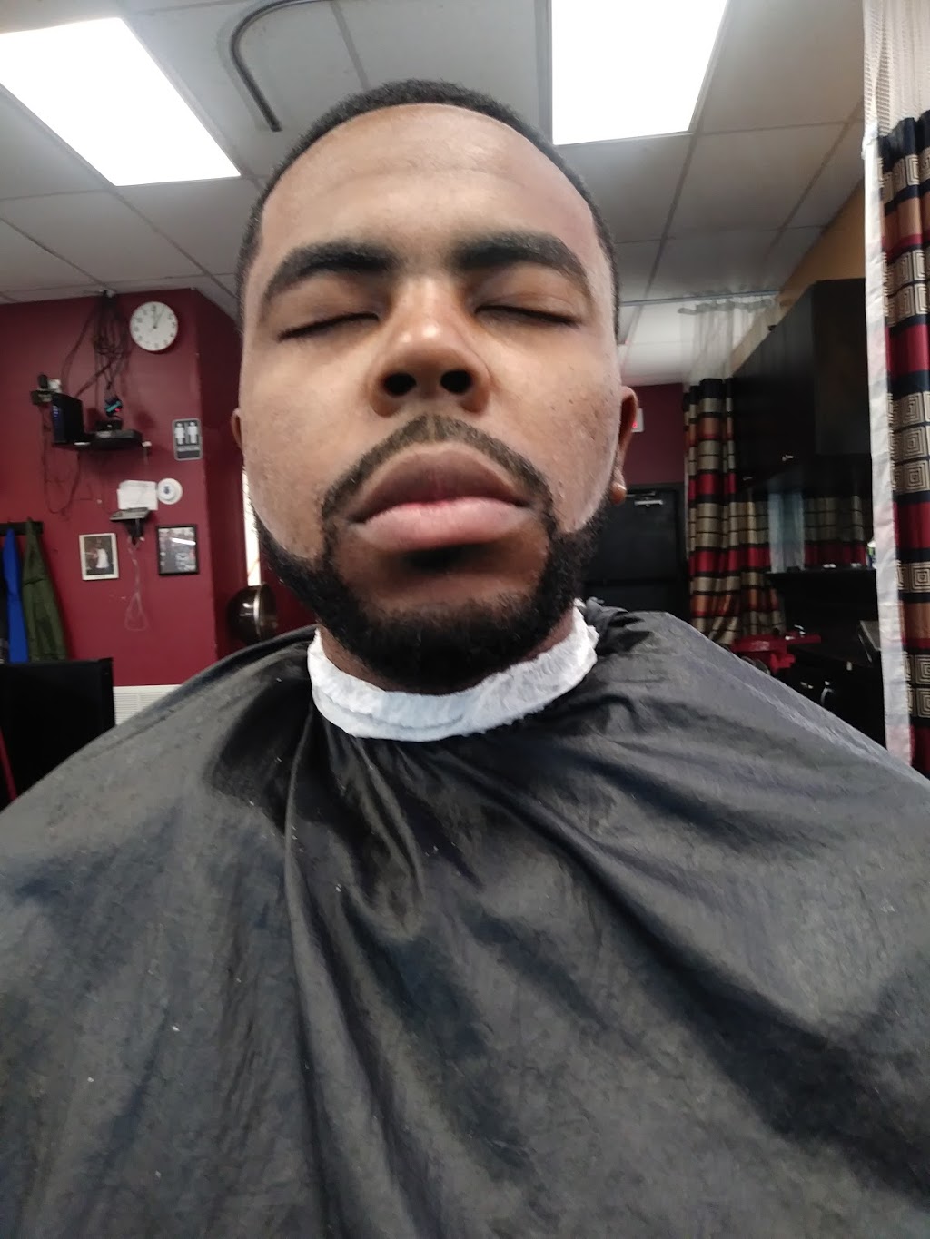 Platinum Blades Barber and Beauty Shop | 6200 Knight Arnold Rd Suite 109, Memphis, TN 38115, USA | Phone: (901) 425-4298