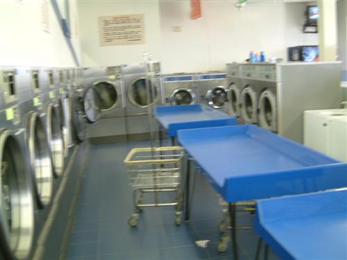 Squire Armory Laundry Land Laundromat | 3219 N Main St, Danville, VA 24540, USA | Phone: (434) 793-2011