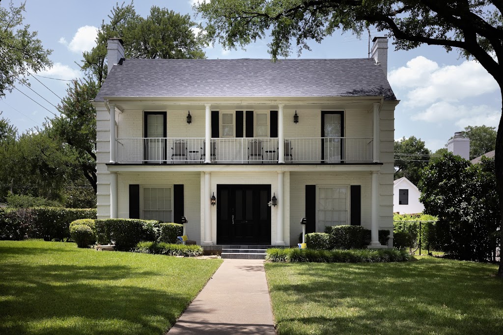 Americas House Buyer | 728 Fox Hunt Trail, Fort Worth, TX 76179, USA | Phone: (800) 300-4289
