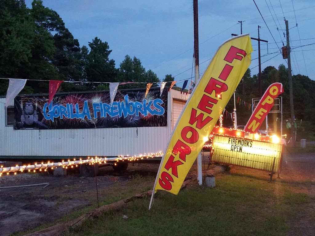 Gorilla Fireworks #3 | 17347 AL-269, Quinton, AL 35130, USA | Phone: (205) 544-8172