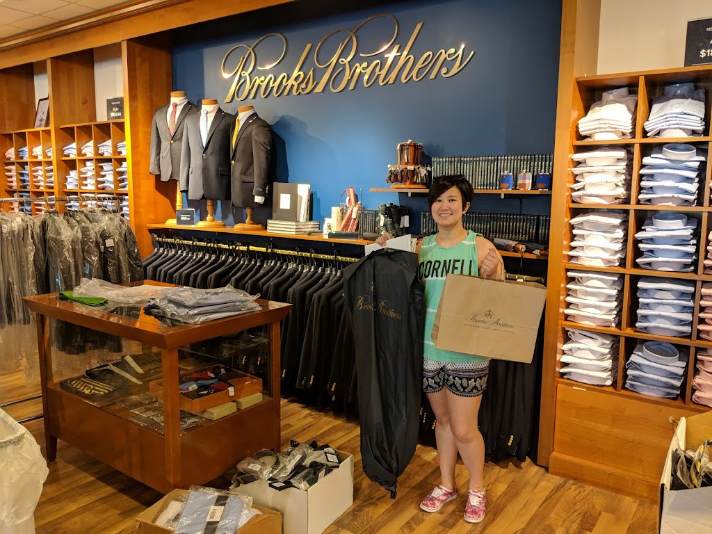 Brooks Brothers | 5711-21 Richmond Rd, Williamsburg, VA 23188, USA | Phone: (757) 565-2501