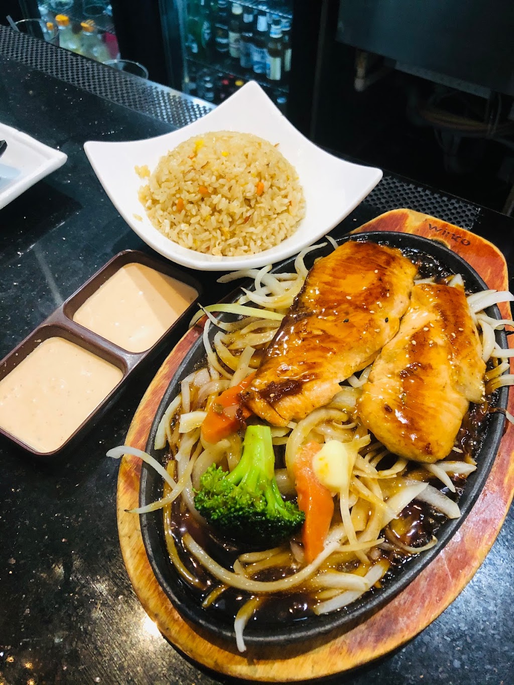 Feng Lz Hibachi Sushi & Bar | 1100 W Royalton Rd, Broadview Heights, OH 44147, USA | Phone: (440) 457-2380