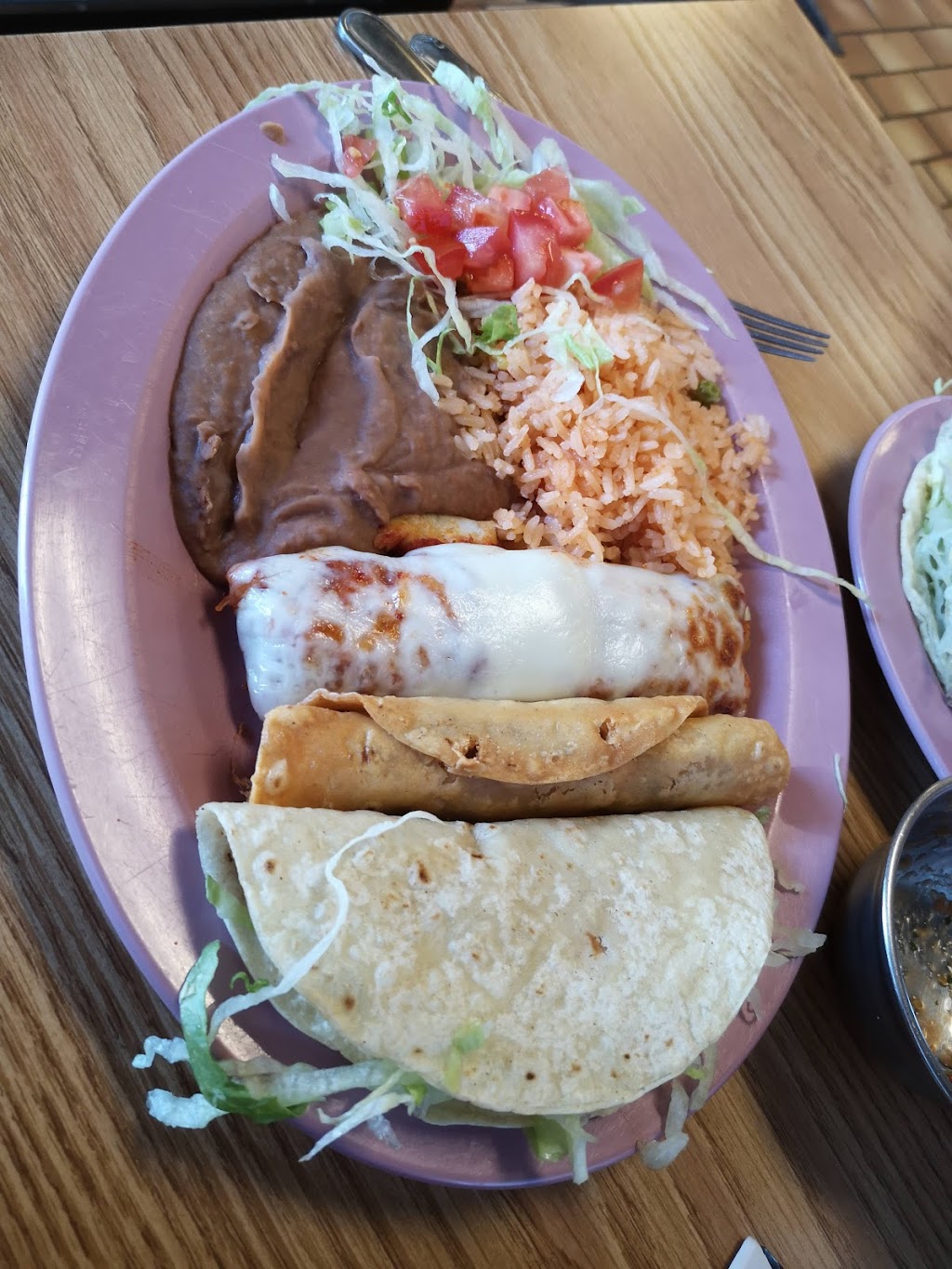 Tortilleria Leamington | 131 Talbot St W, Municipality Of Leamington, ON N8H 1N2, Canada | Phone: (519) 322-5163