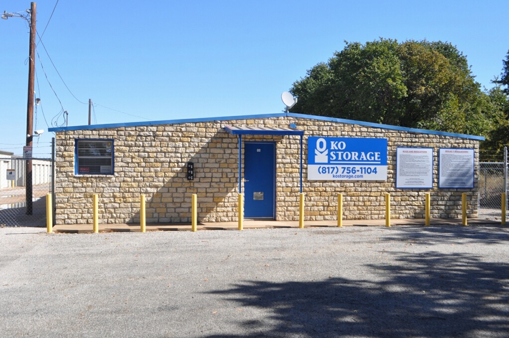 KO Storage | 6101 Fall Creek Hwy, Granbury, TX 76049, USA | Phone: (682) 651-7376