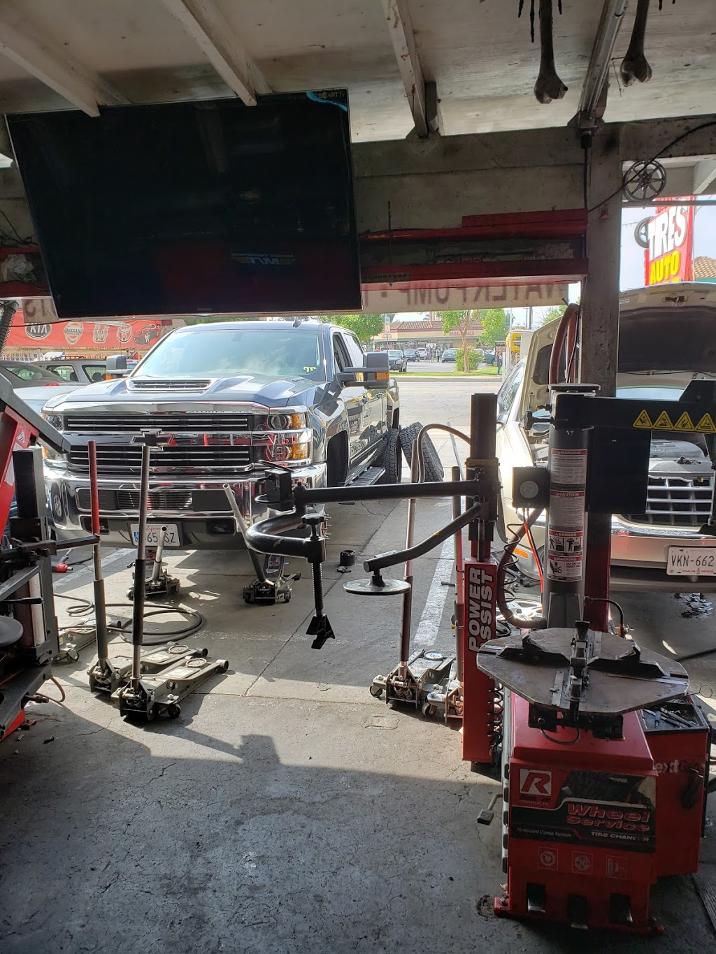 Stevens Tires & Auto Repair | 14525 Leffingwell Rd, Whittier, CA 90604, USA | Phone: (562) 273-0540