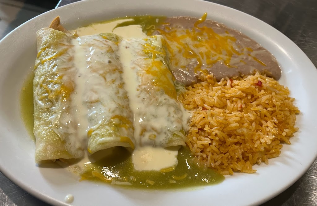Las Rosas Wichita Mexican Grill | 1050 W 47th St S, Wichita, KS 67217, USA | Phone: (316) 796-5368