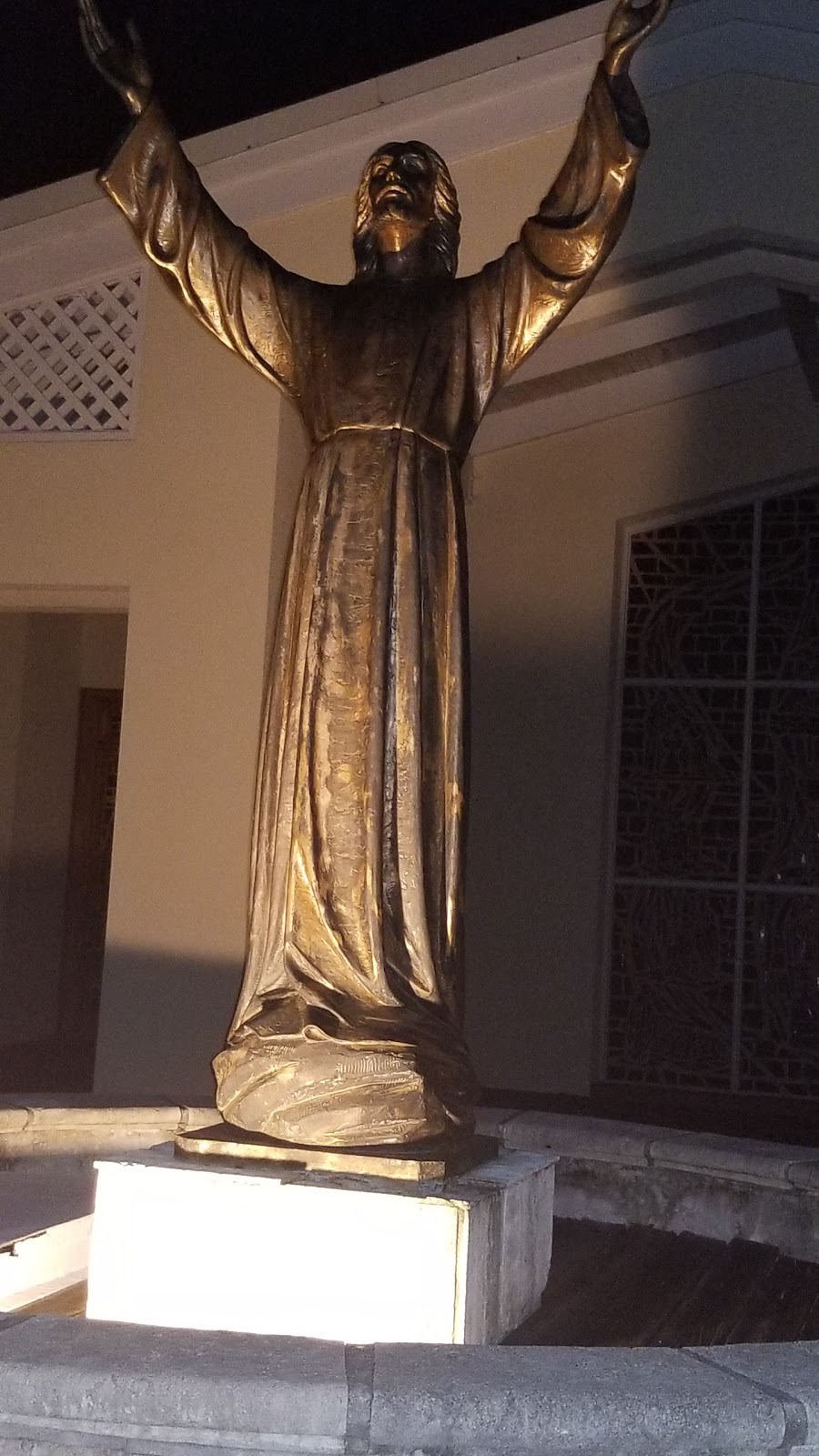 St Justin Martyr Church | 105500 Overseas Hwy, Key Largo, FL 33037, USA | Phone: (305) 451-1316