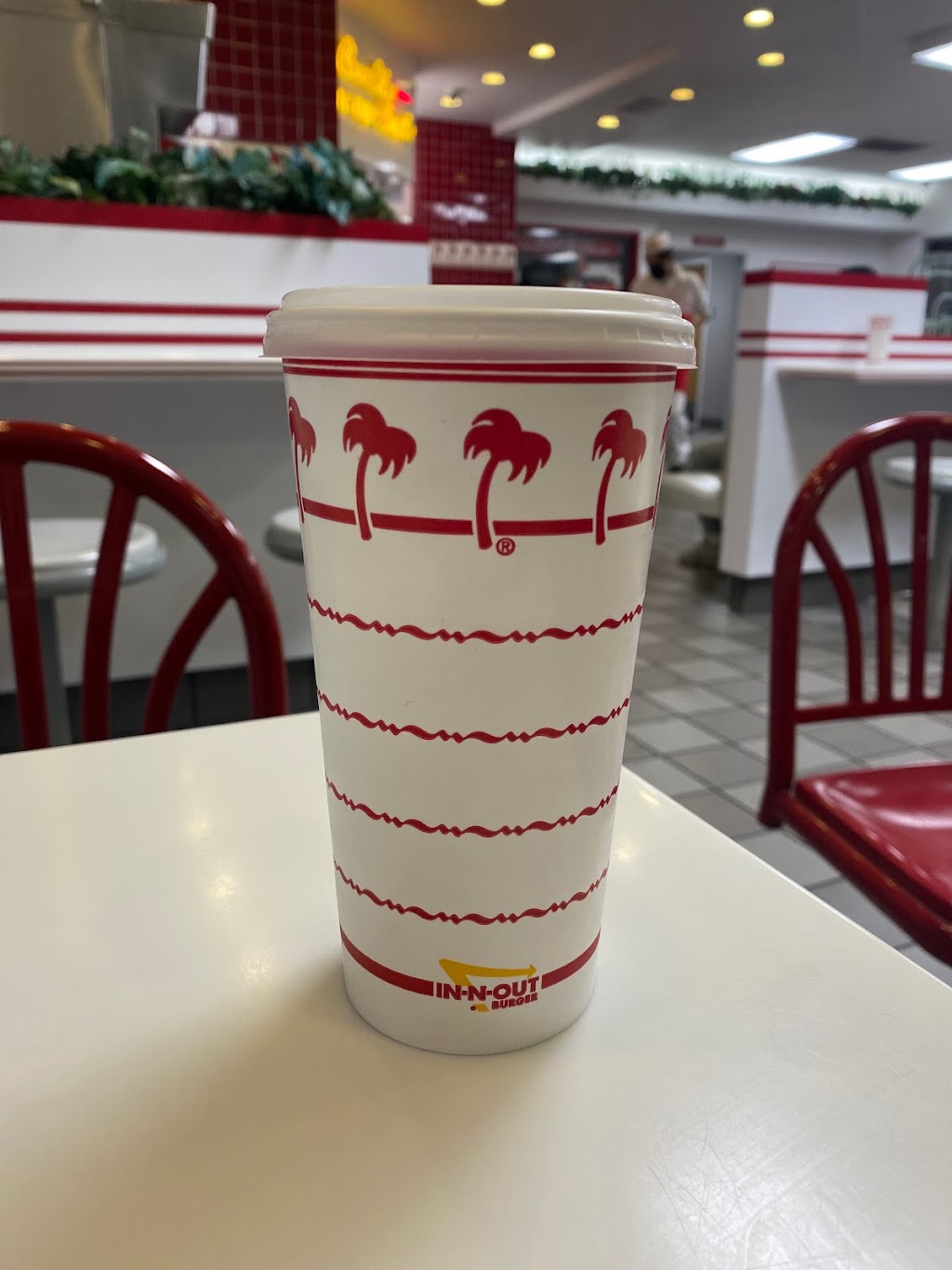 In-N-Out Burger | 1159 N Rengstorff Ave, Mountain View, CA 94043, USA | Phone: (800) 786-1000