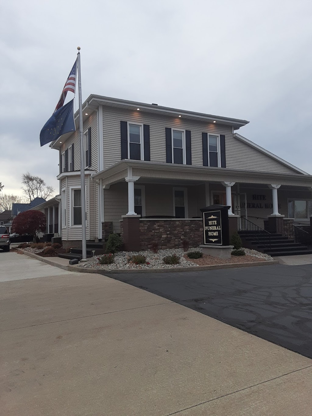 Hite Funeral Home | 403 S Main St, Kendallville, IN 46755, USA | Phone: (260) 347-1653