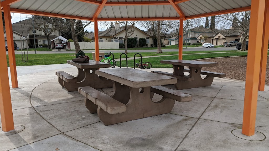 Foulks Park | 9433 Trenholm Dr, Elk Grove, CA 95758, USA | Phone: (916) 405-7150