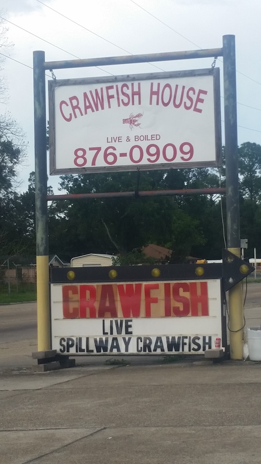 Crawfish House | 1931 Prospect Blvd, Houma, LA 70363, USA | Phone: (985) 876-0909