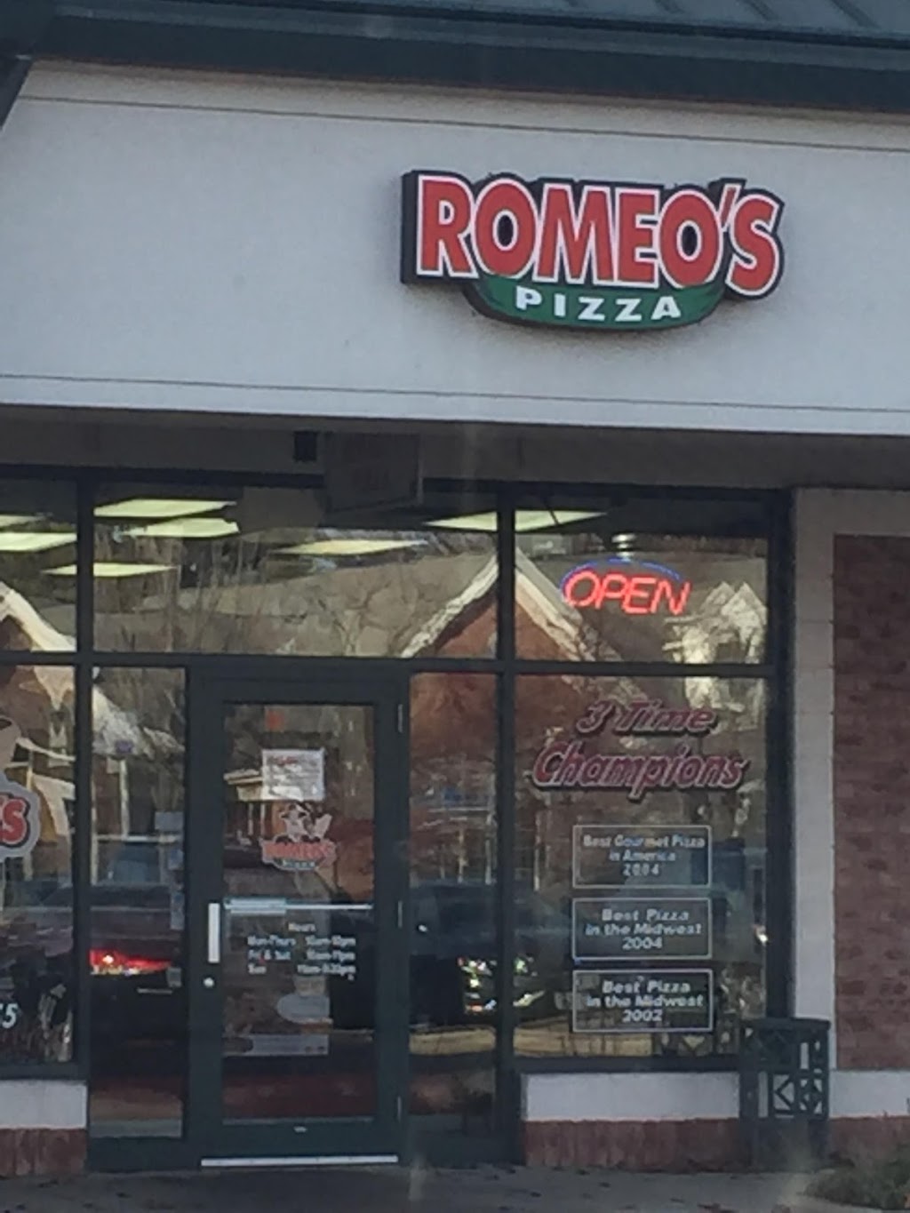 Romeos Pizza | 4180 Kent Rd, Stow, OH 44224 | Phone: (330) 688-5555