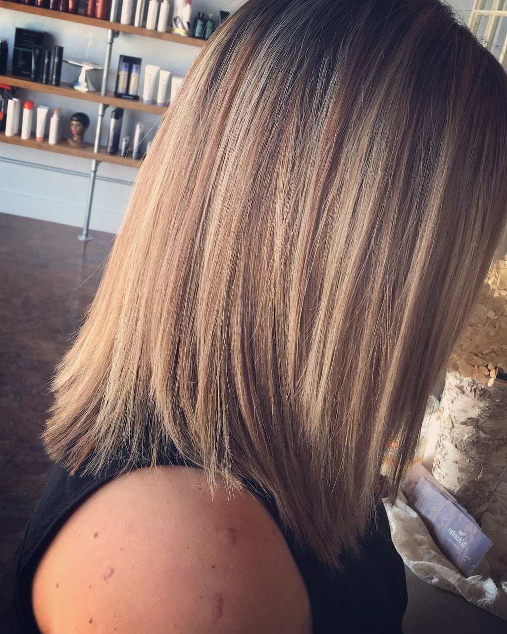 Refresh Hair Design Studio | 901 Parkway Ave #3, Elkhart, IN 46516, USA | Phone: (574) 633-6003