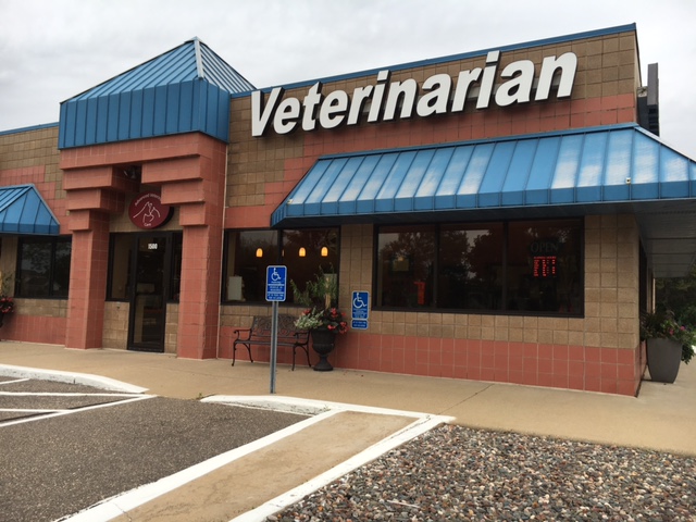 Advanced Veterinary Care | 1500 125th Ave NE, Blaine, MN 55449, USA | Phone: (763) 310-3500