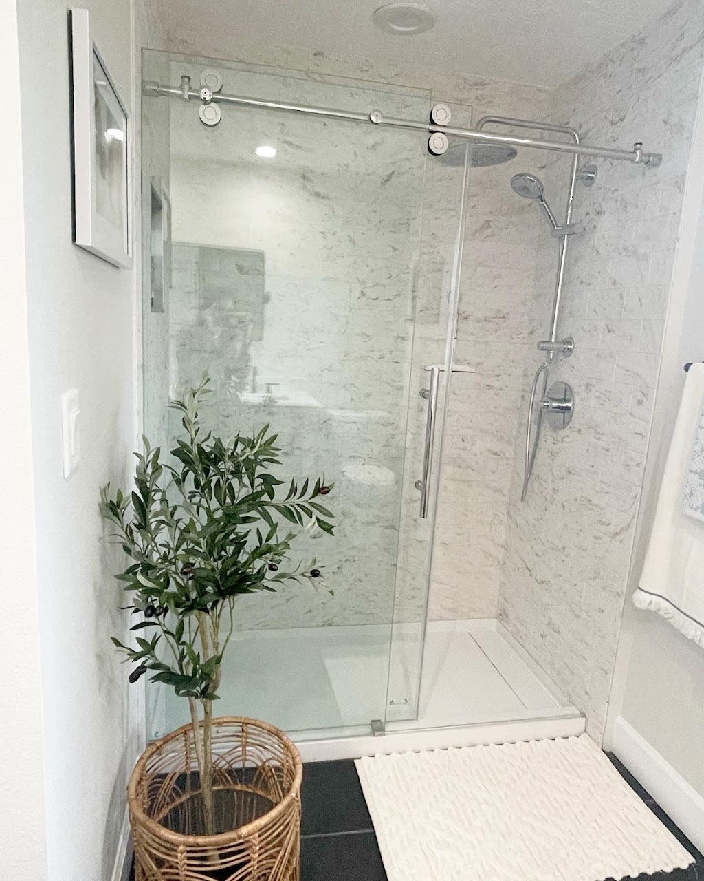 American Bath and Shower of South Florida LLC | 854 SW 12th Ave, Pompano Beach, FL 33069, USA | Phone: (800) 832-2227