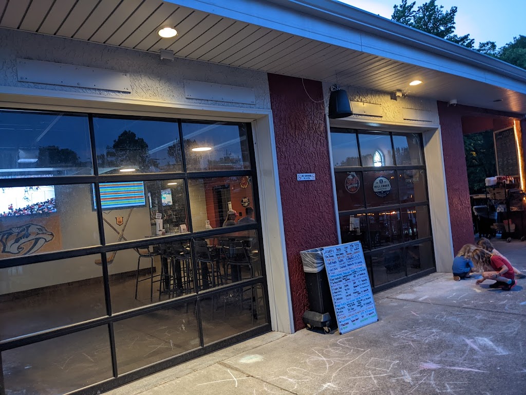 Sanders Ferry Pizza & Pub | 125 Sanders Ferry Rd, Hendersonville, TN 37075, USA | Phone: (615) 757-3323