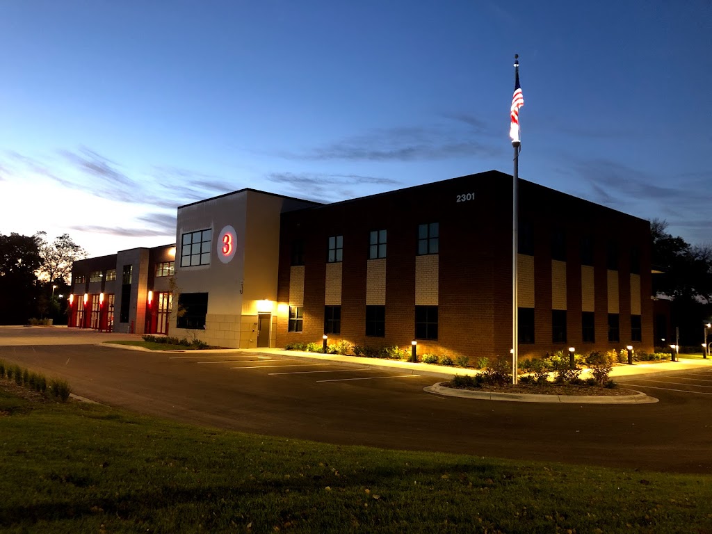 Bloomington Fire Department - Station #3 | 2301 E 86th St, Bloomington, MN 55425, USA | Phone: (952) 563-4801