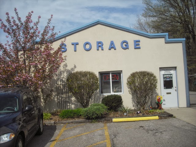 Stearns Road Mini Storage | 8000 Stearns Rd, Olmsted Falls, OH 44138 | Phone: (440) 235-9000