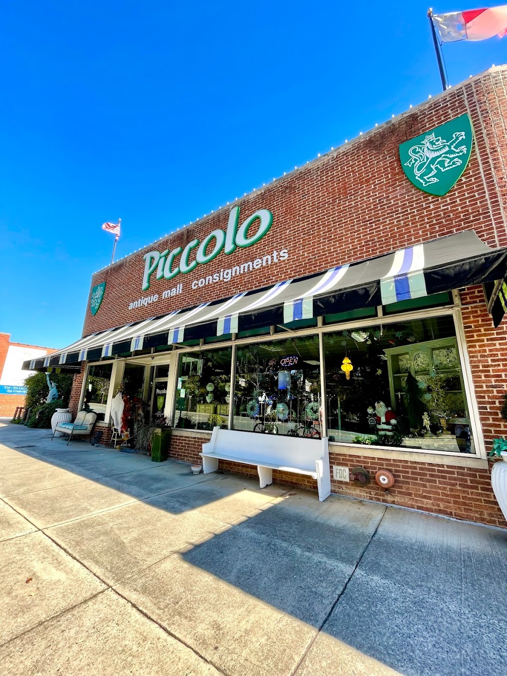 Piccolo Antique Mall | 134 N Main St, Belmont, NC 28012, USA | Phone: (704) 825-5656