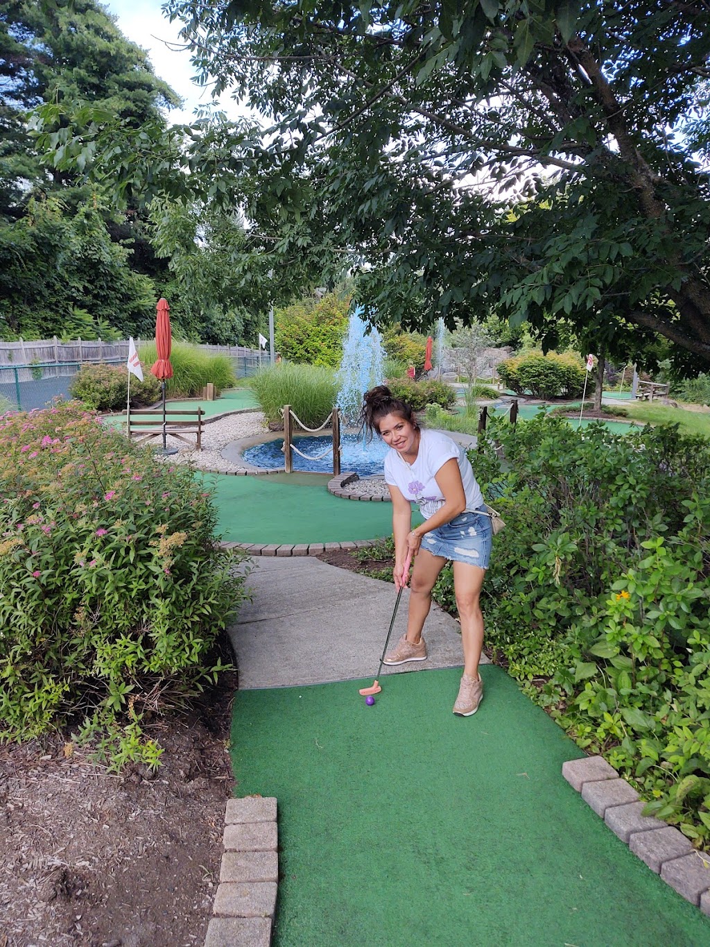 Lumberjack Pass Miniature Golf | 1511 US-9, Lake George, NY 12845, USA | Phone: (518) 793-7141