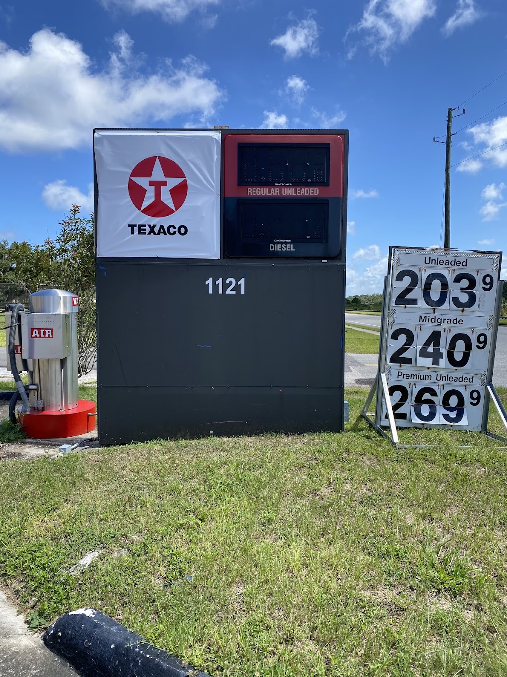 Texaco / Banana | 1121 S Dixie Fwy, New Smyrna Beach, FL 32168, USA | Phone: (386) 957-3680