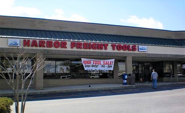 Harbor Freight Tools | 3709 Farmington Dr, Greensboro, NC 27407, USA | Phone: (336) 834-0328