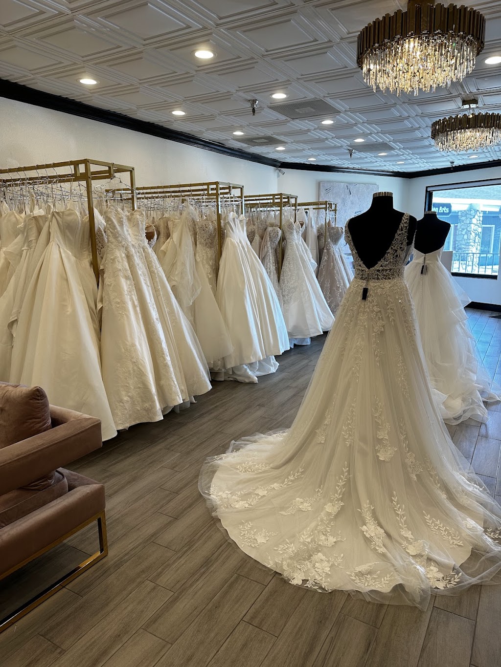 Hanna Bridal | 864 N Diamond Bar Blvd, Diamond Bar, CA 91765, USA | Phone: (909) 282-6915