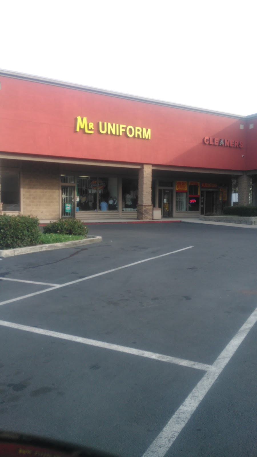 Mr. Uniform | 11827 Artesia Blvd, Artesia, CA 90701, USA | Phone: (562) 402-4188