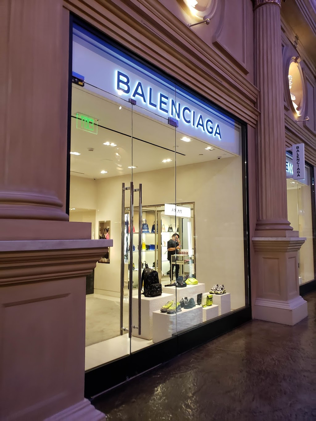 BALENCIAGA | The Forum Shops at Caesars 3500 S Las Vegas Boulevard, Suite C01A, Las Vegas, NV 89109, USA | Phone: (702) 732-1660