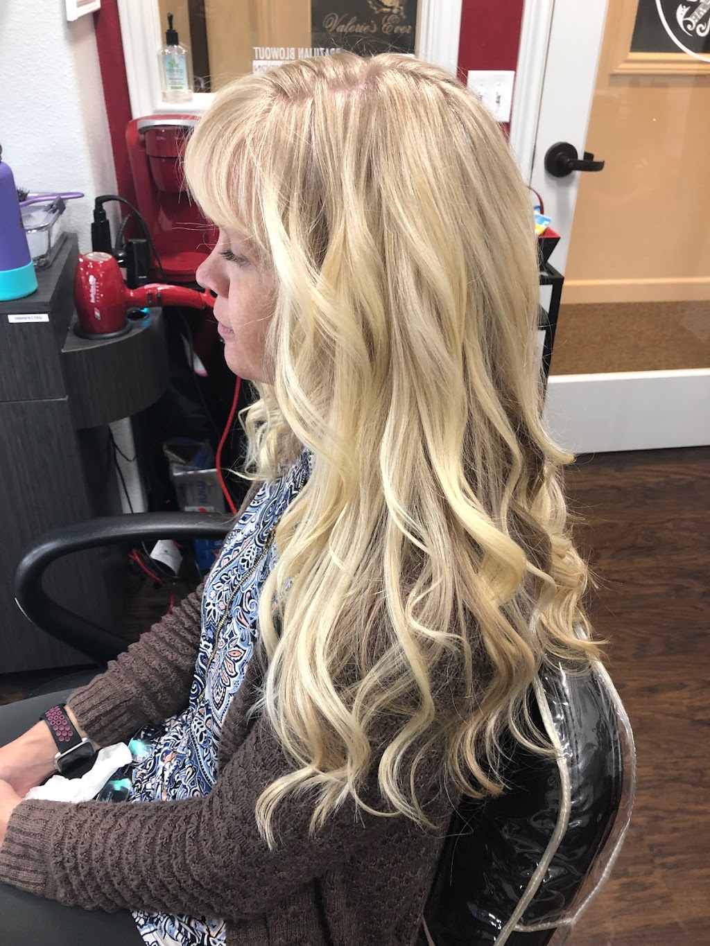 The Rockin Roller Hair Studio, LLC | 4714 Milestone Ln unit j suite 104, Castle Rock, CO 80104, USA | Phone: (720) 372-3989