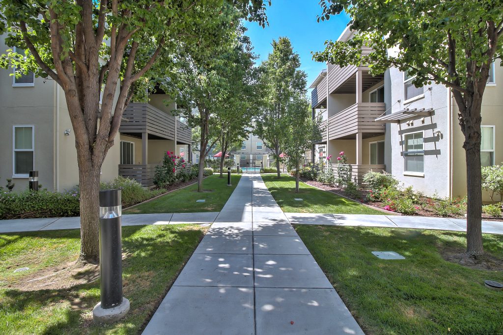 Buckingham Place Apartments | 30 Buckingham Dr, Santa Clara, CA 95051, USA | Phone: (408) 243-7368