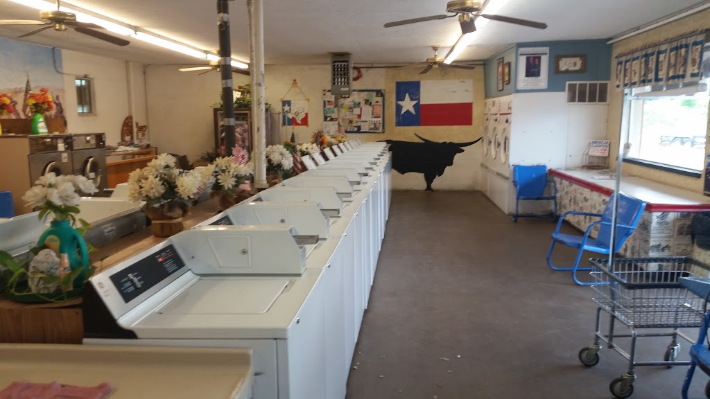 West Side Washateria | 1235 Mineral Wells Hwy, Weatherford, TX 76086, USA | Phone: (817) 599-9047