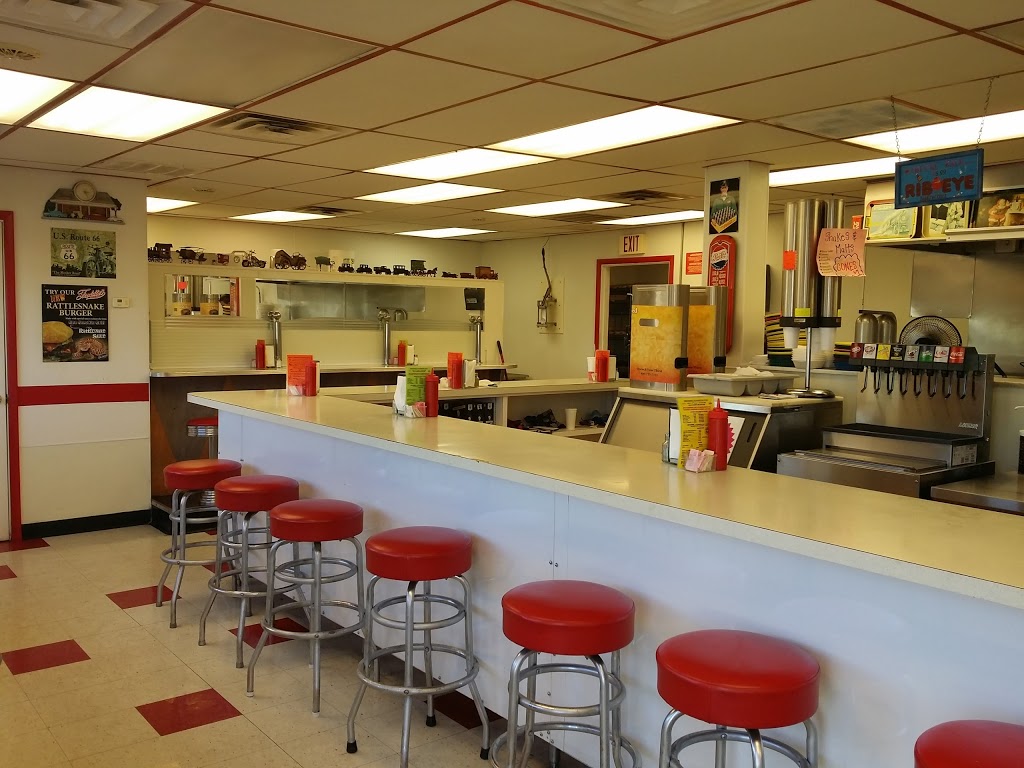 Freddies Hamburgers | 9130 E 11th St, Tulsa, OK 74112, USA | Phone: (918) 836-5600